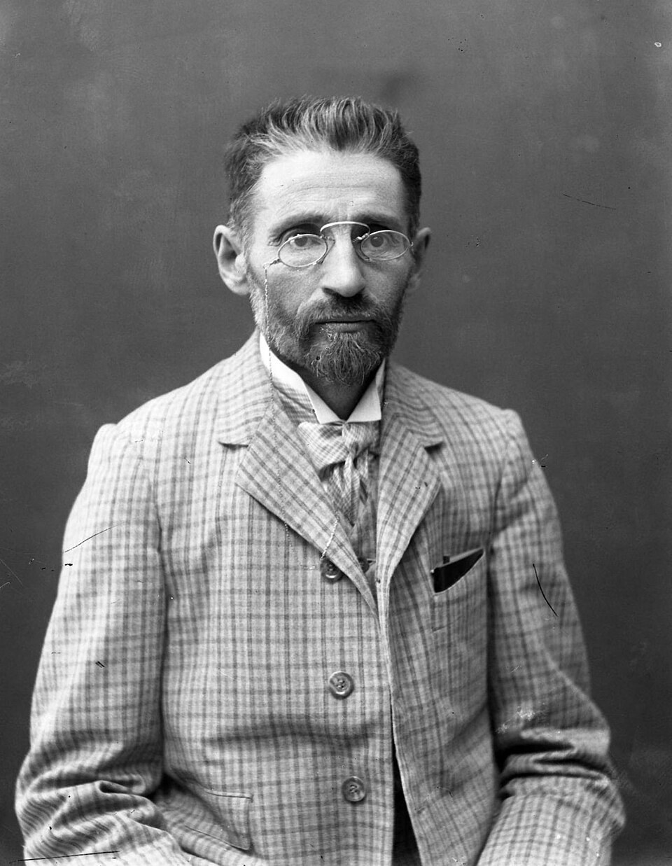 Portrait d'Eliezer Ben-Yehuda (vers 1905)